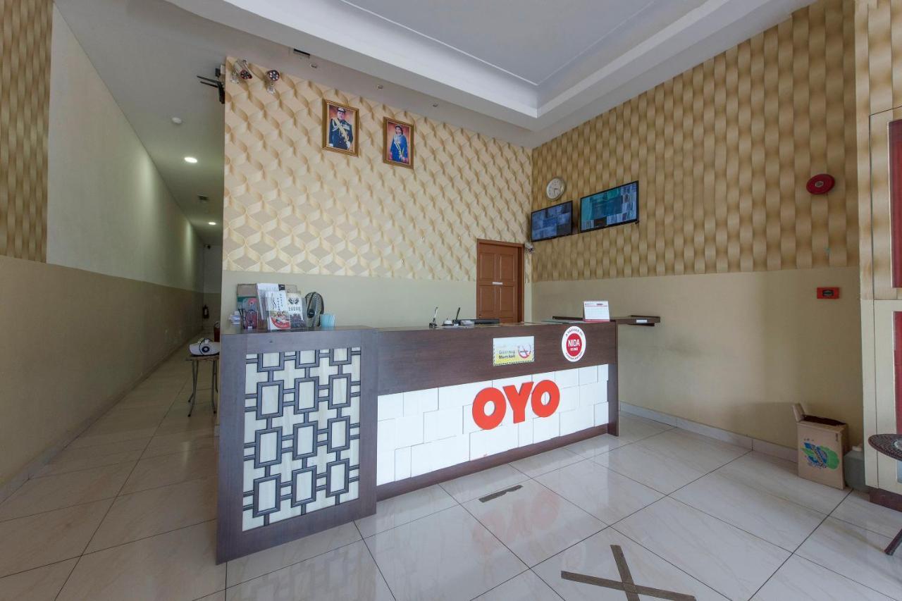 Super Oyo 90385 H3 Hotel Yong Peng Exterior foto